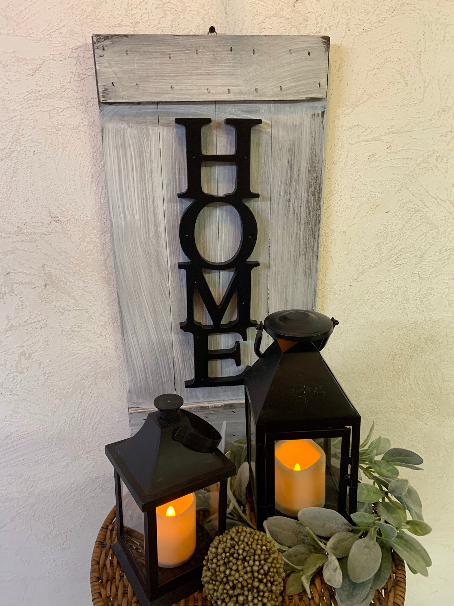 Home 3-D Vertical Sign