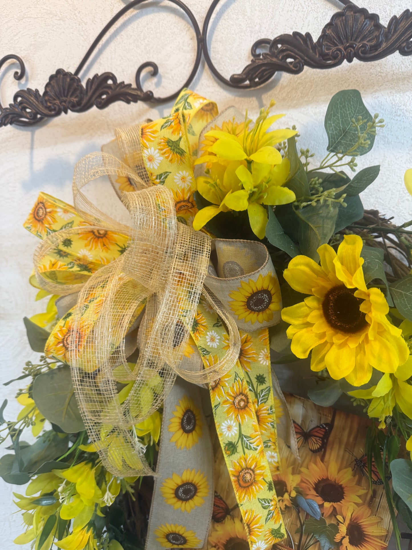 Welcome to My Garden Wreath • Daisy & Greenery Grapevine Wreath with Green Plaid Bow • Spring Summer Front Door Decor