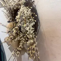 White Curly Q Sola Cotton Grapevine Wreath