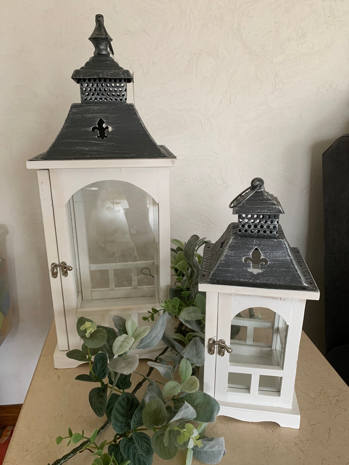 Lanterns:  White Fleur De Lis Lanterns