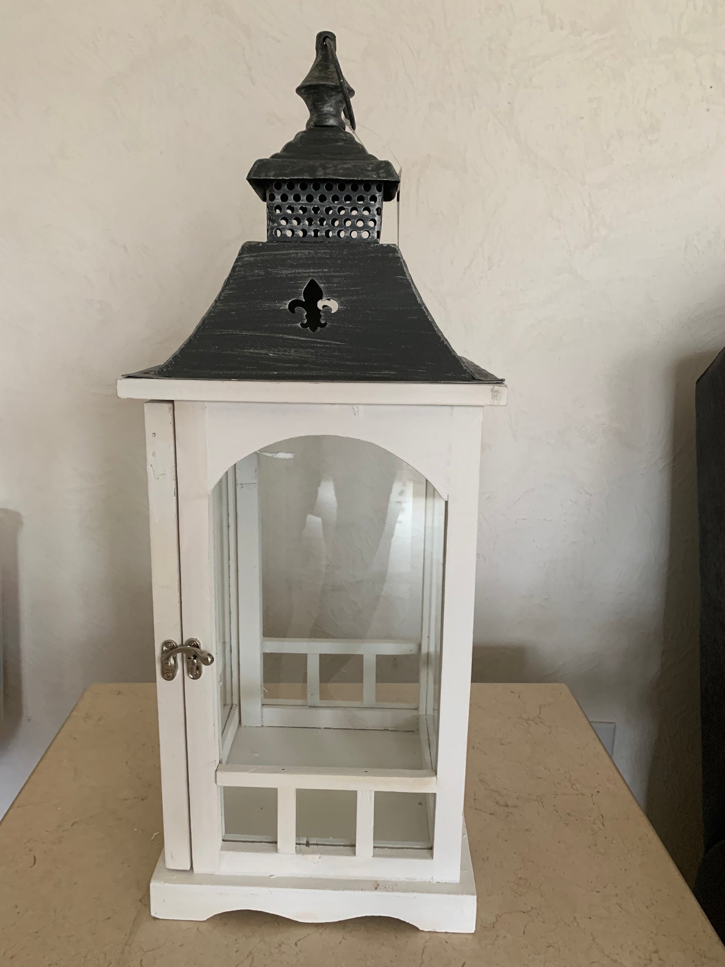 Lanterns:  White Fleur De Lis Lanterns